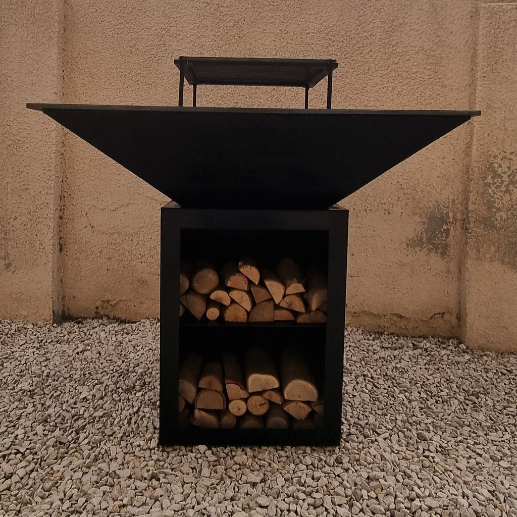 The Square Pit grill close-up